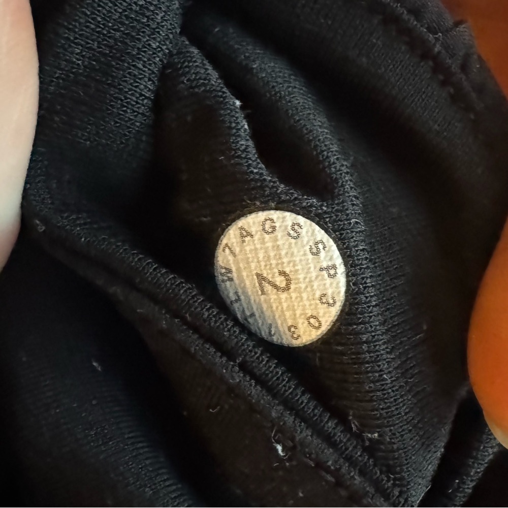 Lululemon black lined running shorts, 2.5in - Picture 5 of 5